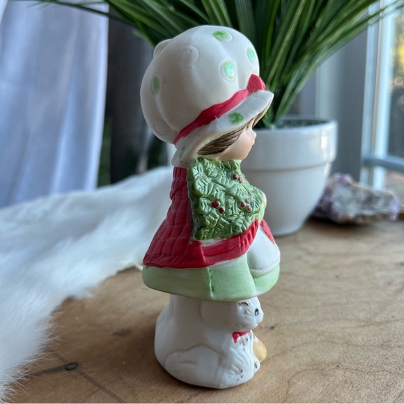 Jasco Figurine Christmas Porcelain Girl
Scent Beads Potpourri Pomander - Picture 2 of 6